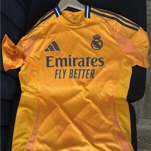 ADIDAS MEN'S REAL MADRID 24/25 AWAY JERSEY SLIM FIT MEDIUM NEW